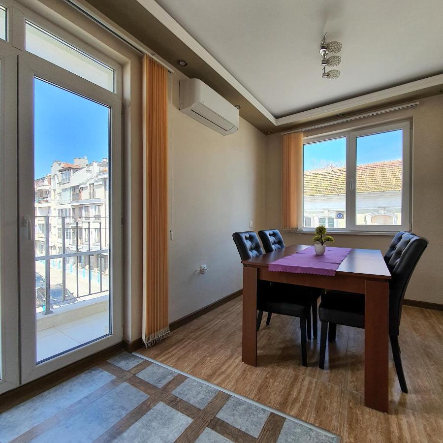 High Esteta Grand Apartment Burgas Exterior photo