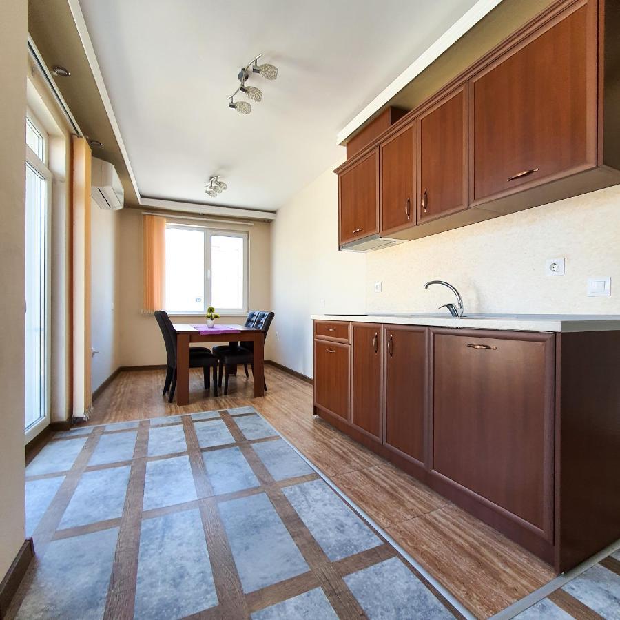 High Esteta Grand Apartment Burgas Exterior photo