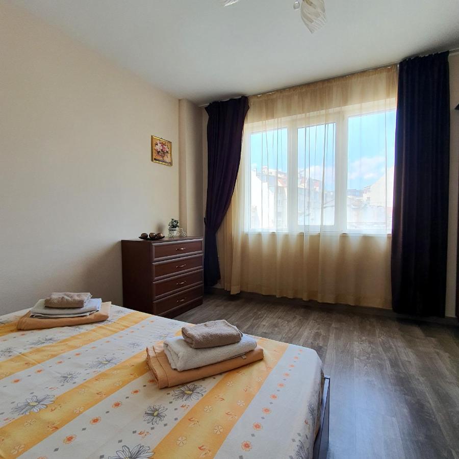 High Esteta Grand Apartment Burgas Exterior photo